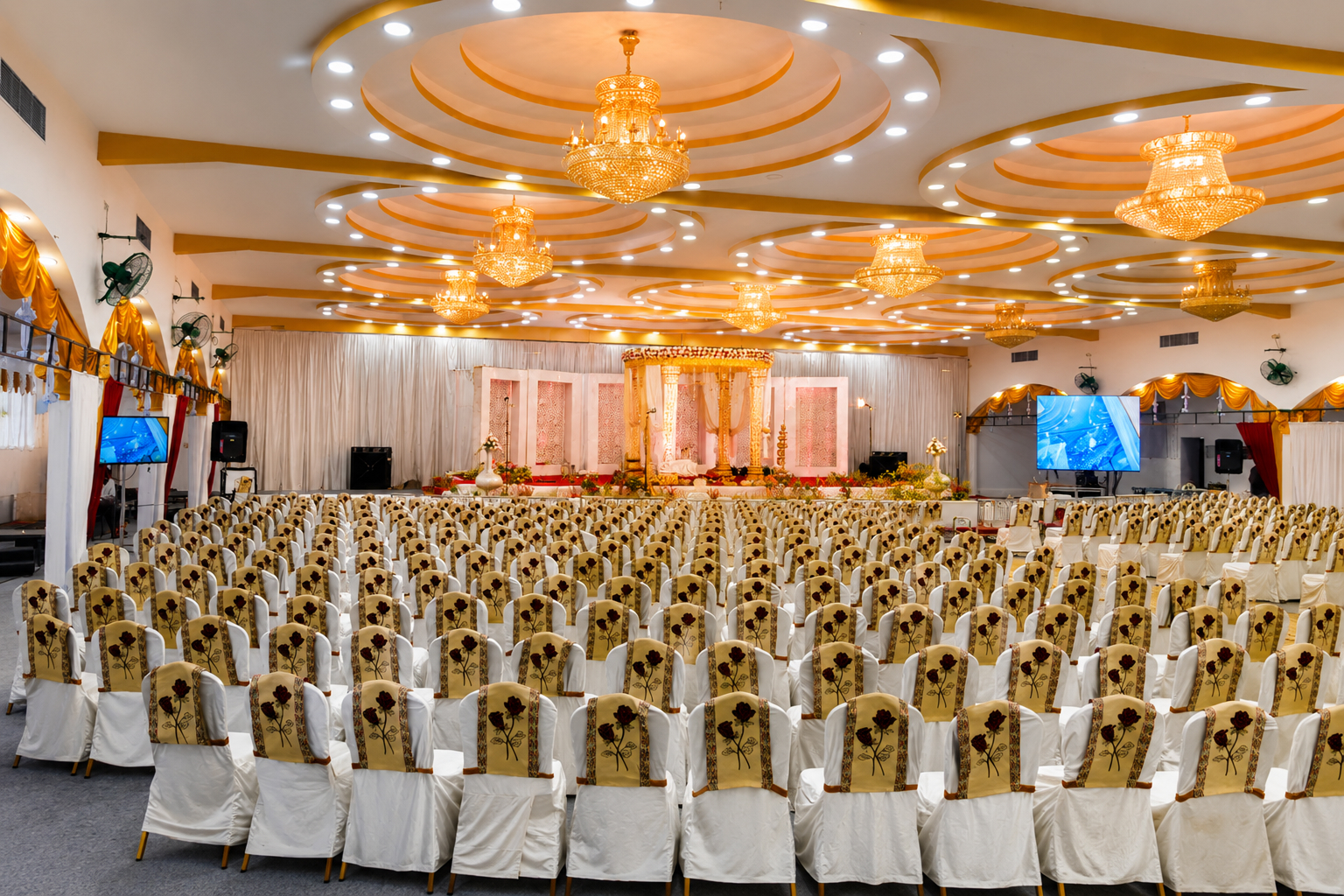 Luxury reception hall setup